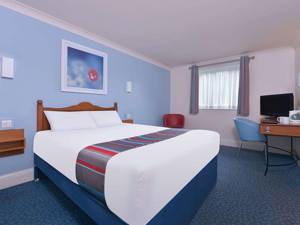 Travelodge Helensburgh Seafront Room photo